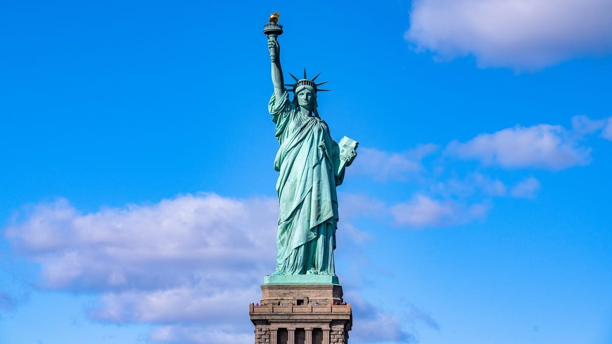 自由女神像：美国纽约的联合国教科文组织世界遗产和标志性的旅游胜地
