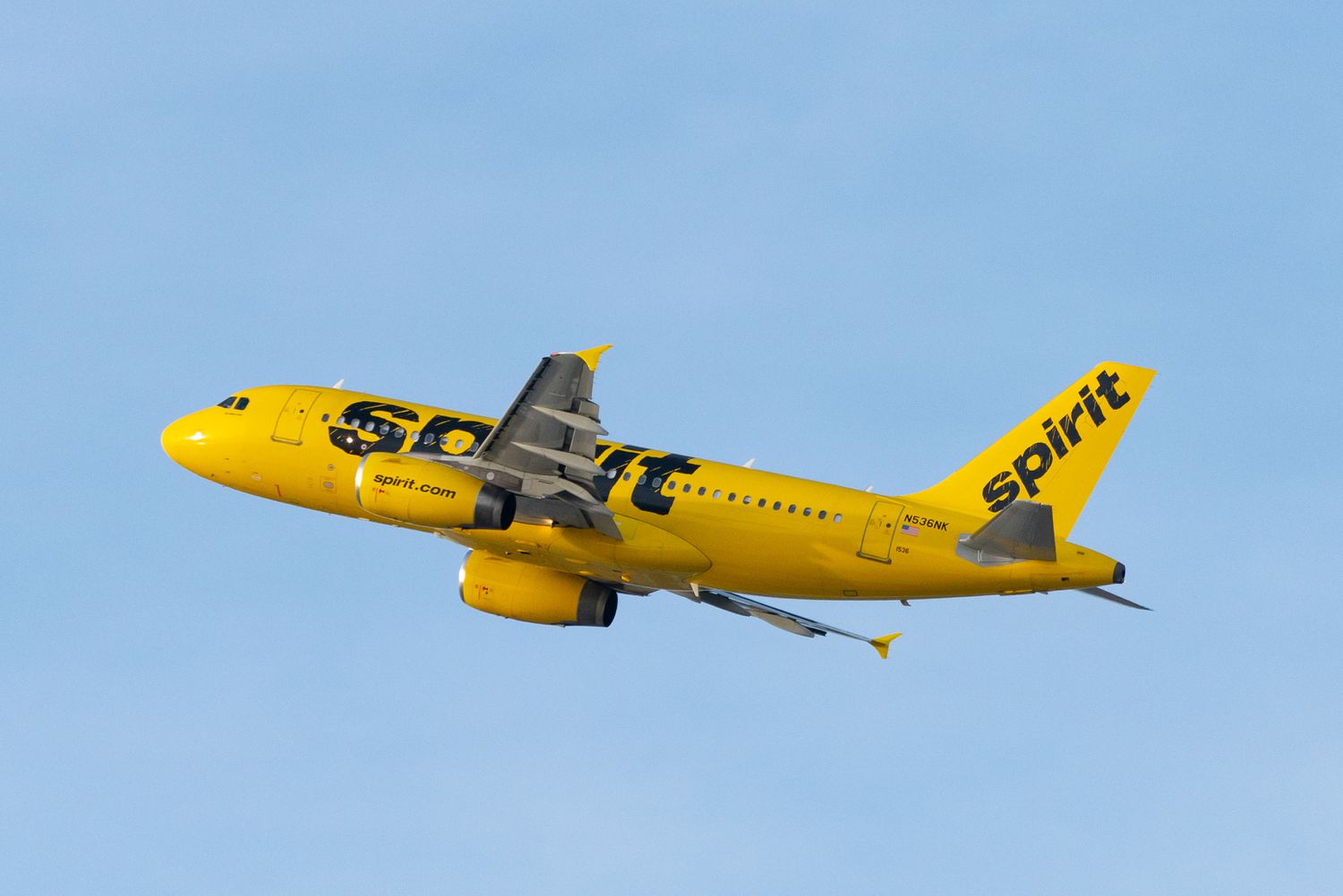 捷蓝和精神航空公司在边境弯腰之后合并