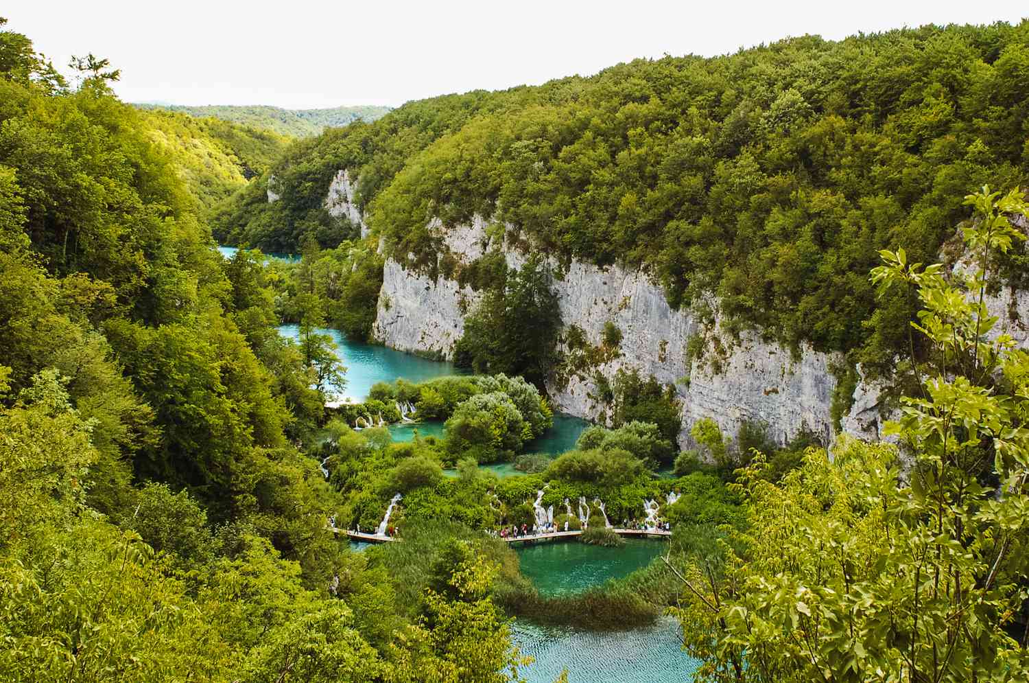 Plitvice Lakes National Park：完整指南